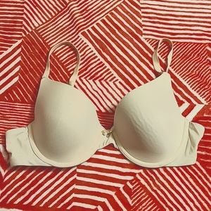 34D Soma bra